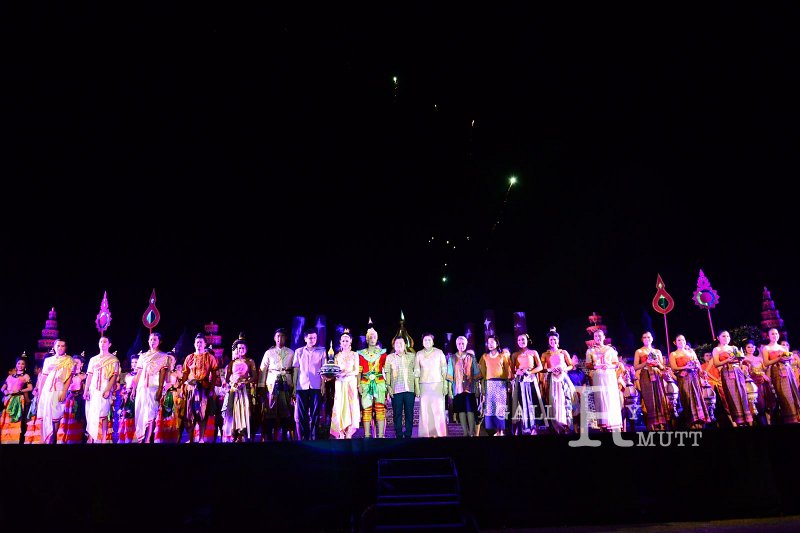20151125-Loy Kratong_92.JPG